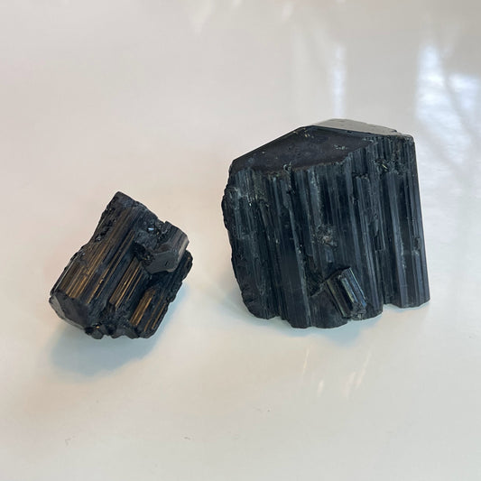 Black Tourmaline Raw W/Mercedes Top